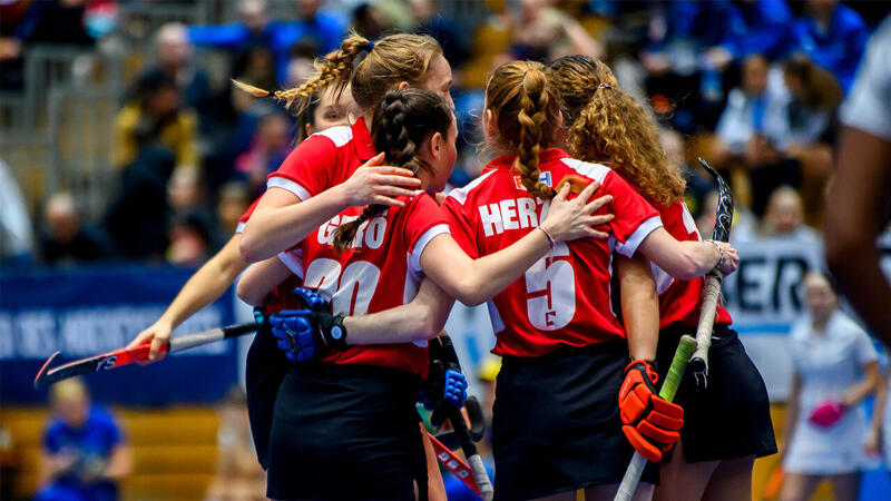 Bravo! Hockey-Frauen stürmen ins Halbfinale