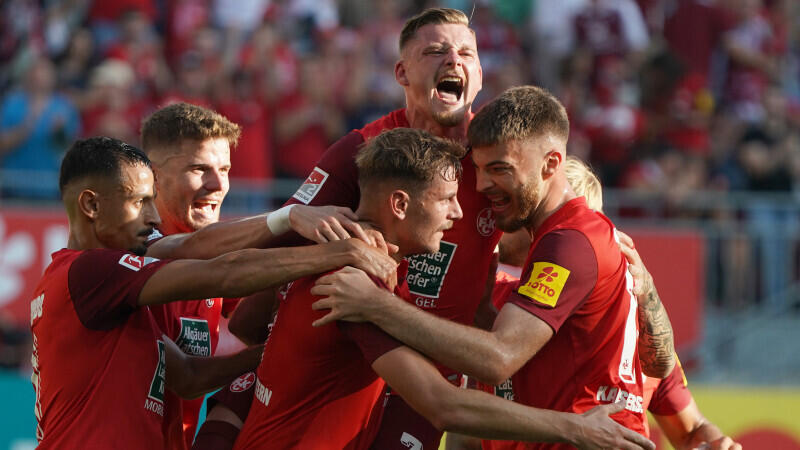 Kaiserslautern zeigt Schalke deutlich die Grenzen auf