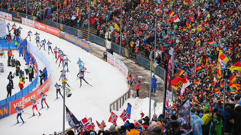 Regen, Wärme, Wind! <a href='/de/daten/news/biathlon/' class='tag'>Biathlon</a>-Bewerbe in Oberhof wackeln