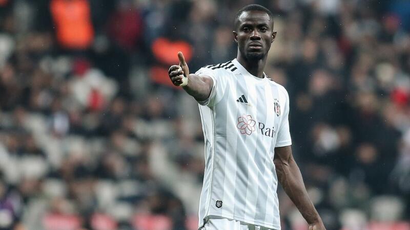 Besiktas trennt sich von Ex-United-Spieler Bailly