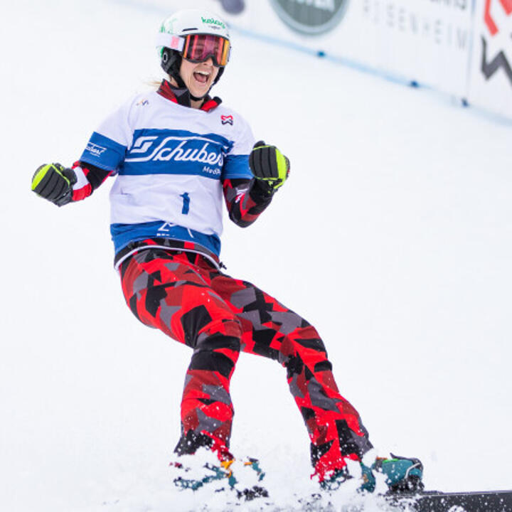 ÖSV-Snowboarder fahren in Davos auf das Podest 