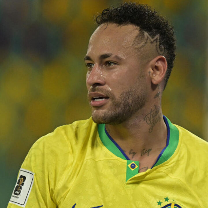 Update vom Mannschaftsarzt: So lange fällt Neymar aus