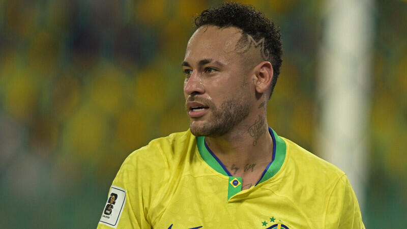 Update vom Mannschaftsarzt: So lange fällt <a href='/de/daten/news/fussball/neymar/' class='tag'>Neymar</a> aus