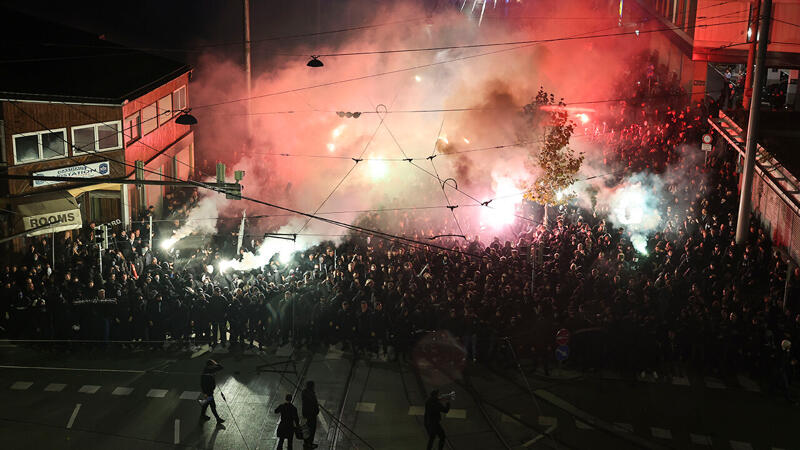 Unschöne Fan-Szenen vor dem Grazer Derby