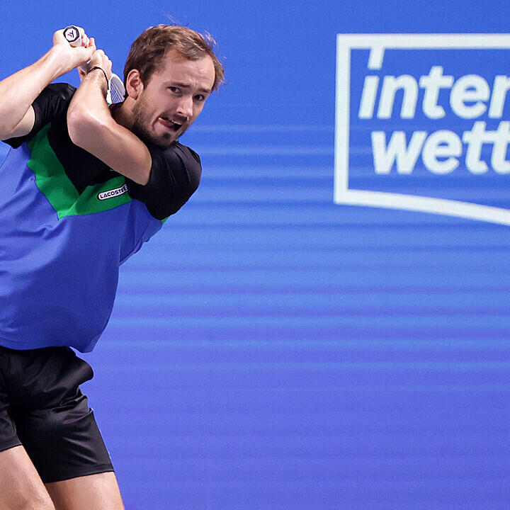 Nächstes Comeback! Medvedev stürmt ins Wien-Halbfinale