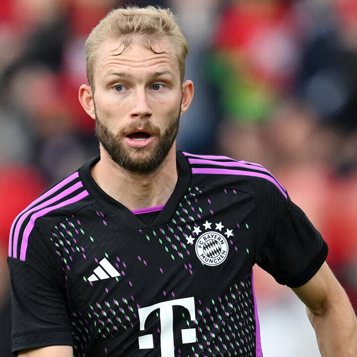 Plötzlich Rechtsverteidiger! FC Bayern von Laimer überzeugt