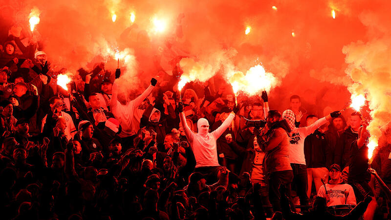 Berüchtigte Legia-Fans vor Austria-Duell in Wien erwartet