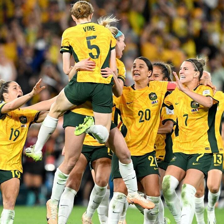  Australien feiert seine WM-Heldinnen: "Atemraubende Ladies"