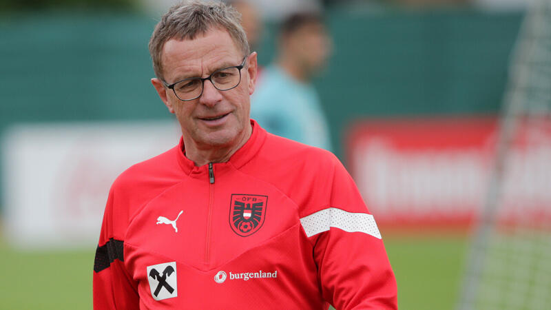 Teamchef <a href='/de/daten/news/ralf-rangnick/' class='tag'>Ralf Rangnick</a> wollte Rapid unter die Arme greifen