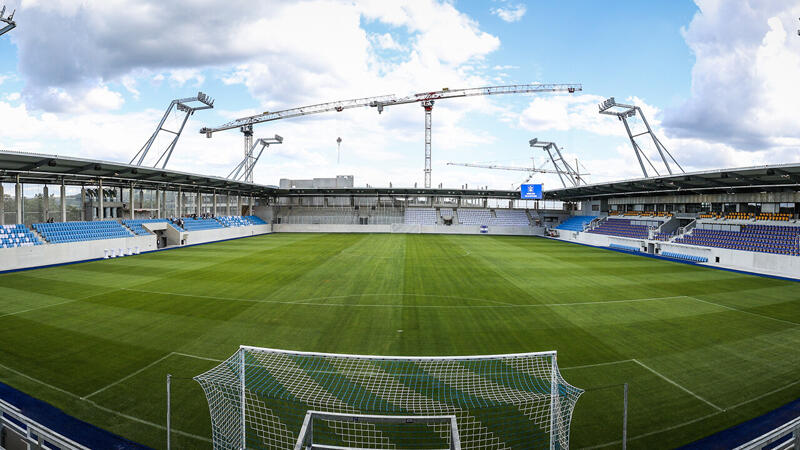 "Epochales Ereignis!" Blau-Weiß Linz eröffnet neues Stadion