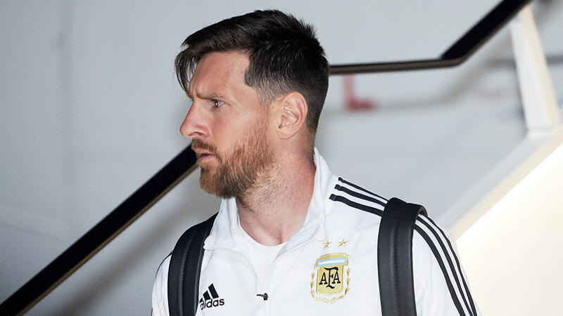 Festgehalten! Messi mit Einreiseproblemen in China