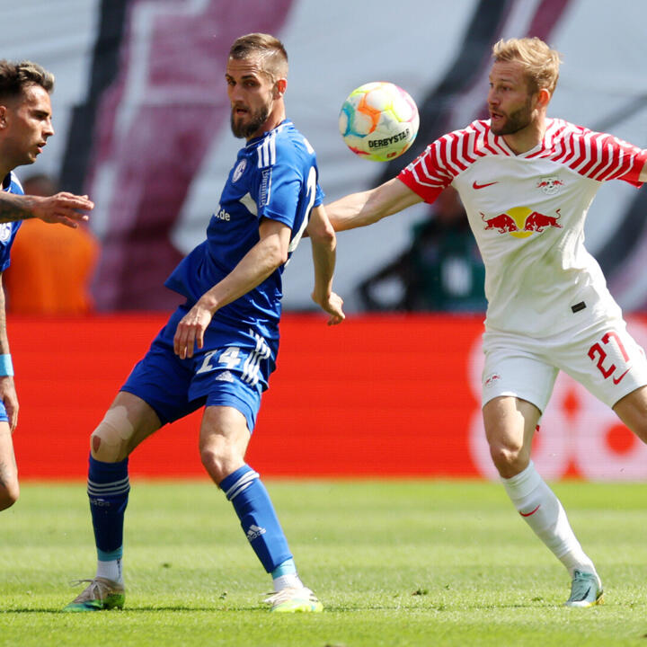 Laimer und Co. schießen Schalke zurück in die 2. Bundesliga