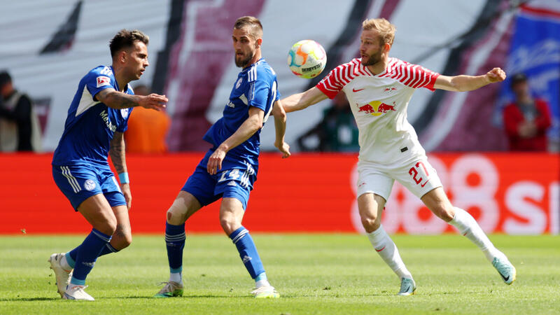 Laimer und Co. schießen Schalke zurück in die 2. Bundesliga