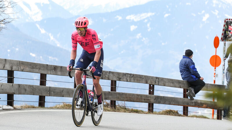 Ausreißer halten Feld auf zehnter Giro-Etappe in Schach