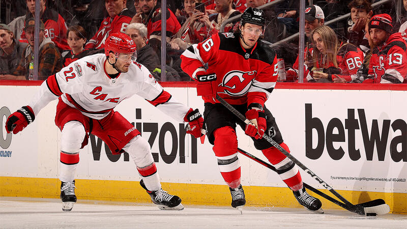 <a href='/de/daten/news/eishockey/nhl/' class='tag'>NHL</a> LIVE bei LAOLA1: New Jersey Devils - Carolina Hurricanes