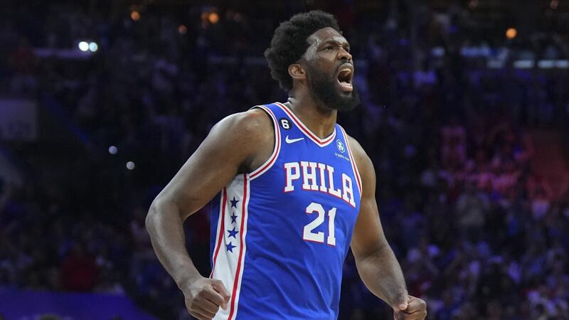 Joel Embiid kürt sich erstmals zum <a href='/de/daten/news/basketball/nba/' class='tag'>NBA</a>-MVP