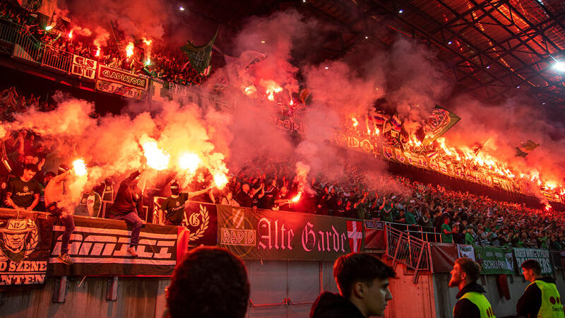 Die besten Bilder der Sturm- und Rapid-Fans aus Klagenfurt