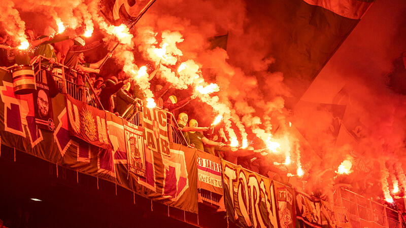 Die besten Bilder der Sturm- und Rapid-Fans aus Klagenfurt