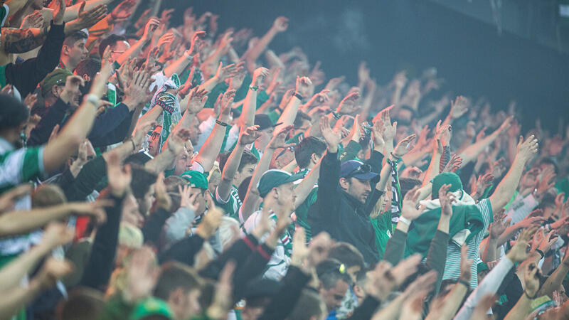 Die besten Bilder der Sturm- und Rapid-Fans aus Klagenfurt