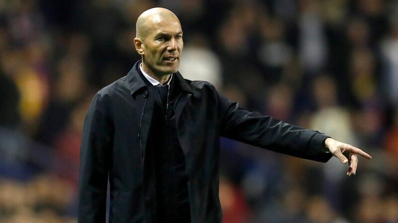 Bericht: <a href='/de/daten/news/zinedine-zidane/' class='tag'>Zinedine Zidane</a> will Juventus übernehmen