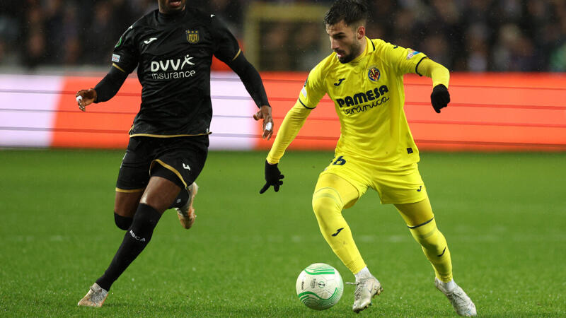 Villarreal-Profi Baena zeigt nach Attacke Real-Spieler an