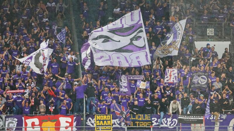 Gänsehaut-<a href='/de/daten/news/atmosphaere/' class='tag'>Atmosphäre</a> bei U7-Testspiel von Austria Salzburg