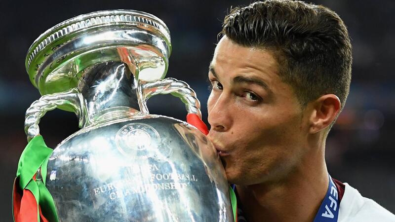 <a href='/de/daten/news/fussball/cristiano-ronaldo/' class='tag'>Cristiano Ronaldo</a> neuer Rekordhalter