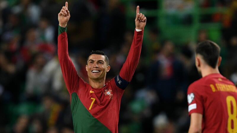 Ronaldo trifft bei neuem Weltrekord doppelt