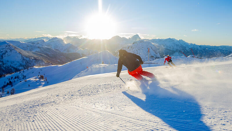 Ski dich glücklich: Erlebe den perfekten Sonnenskilauf