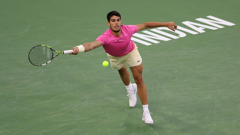 Alcaraz zieht in Indian Wells ins Halbfinale ein