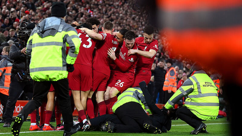 Liverpool sperrt Flitzer nach Schützenfest gegen ManUnited