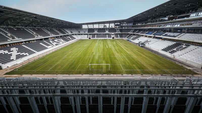 #12 Raiffeisen Arena (<a href='/de/daten/news/fussball/lask/' class='tag'>LASK</a>)