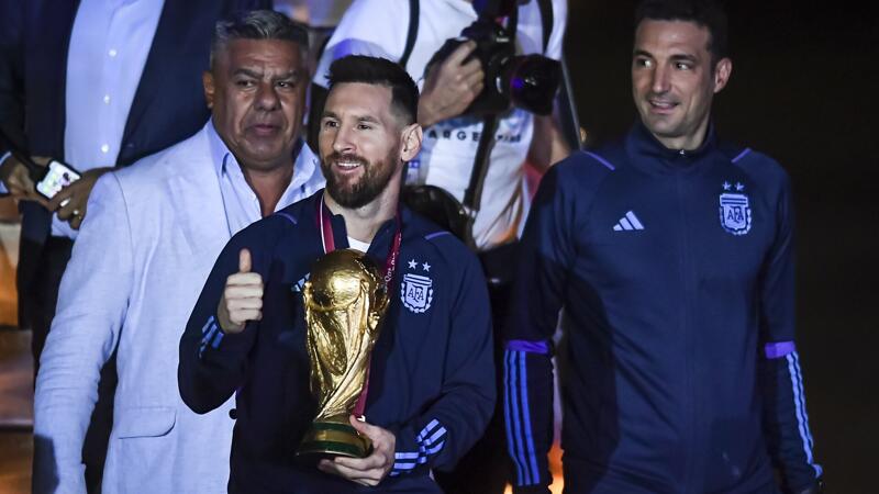 Bleibt <a href='/de/daten/news/fussball/lionel-messi/' class='tag'>Lionel Messi</a> der Nationalmannschaft weiter erhalten?