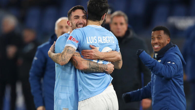 <a href='/de/daten/news/fussball/lazio-rom/' class='tag'>Lazio Rom</a> deklassiert Milan in <a href='/de/daten/news/fussball/serie-a/' class='tag'>Serie A</a>-Spitzenduell