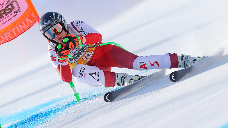 <a href='/de/daten/news/ski-alpin/cornelia-huetter/' class='tag'>Cornelia Hütter</a> jubelt in Cortina am Super-G-Podest