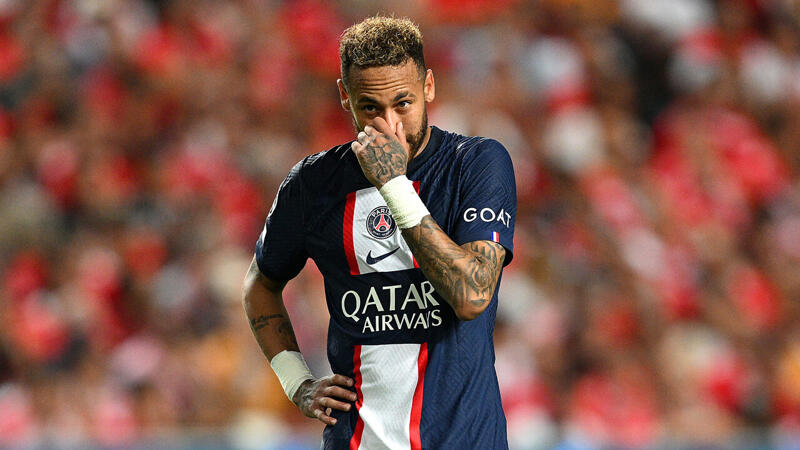 <a href='/de/daten/news/fussball/neymar/' class='tag'>Neymar</a> muss vor Gericht - ihm drohen 2 Jahre Haft