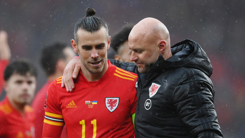 Rob Page bietet <a href='/de/daten/news/fussball/gareth-bale/' class='tag'>Gareth Bale</a> neue Aufgabe im Nationalteam an