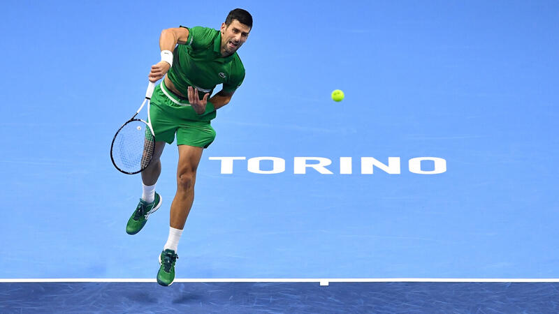 <a href='/de/daten/news/tennis/novak-djokovic/' class='tag'>Novak Djokovic</a> fixiert Einzug ins Halbfinale der ATP-Finals