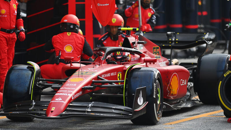 <a href='/de/daten/news/ferrari/' class='tag'>Ferrari</a> lackiert den F1-75 zum 100. Jubiläum um