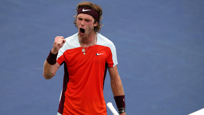 Rublev zieht ins US-Open-Viertelfinale ein