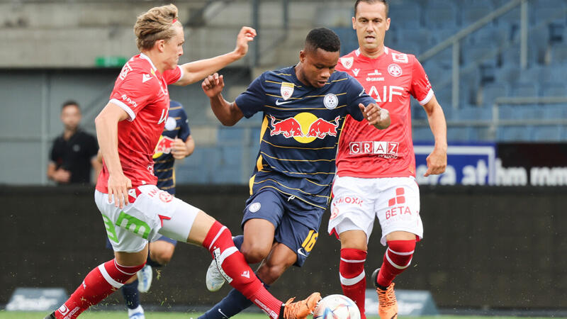 <a href='/de/daten/news/fussball/gak/' class='tag'>GAK</a> holt gegen Liefering ersten Saisonsieg