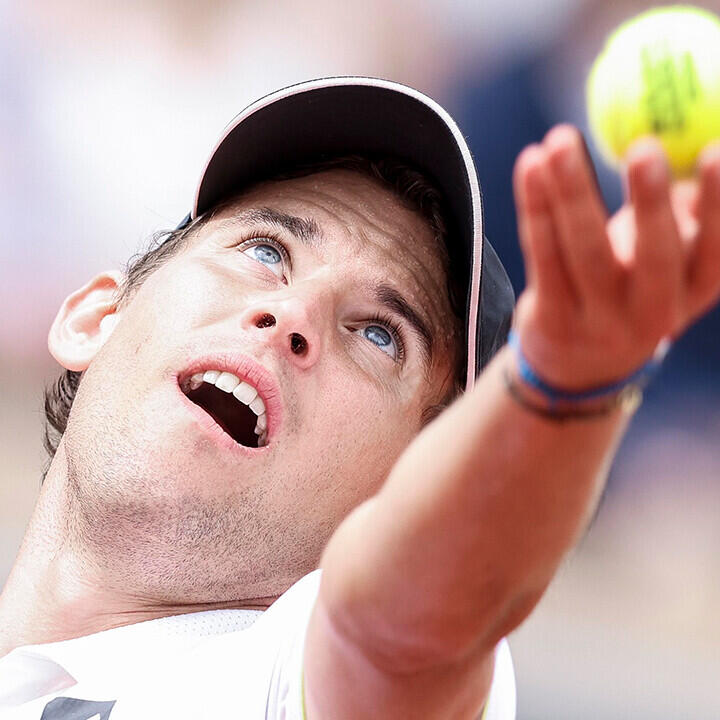 Thiem übersteht trotz Horrorstart 1. Gstaad-Runde