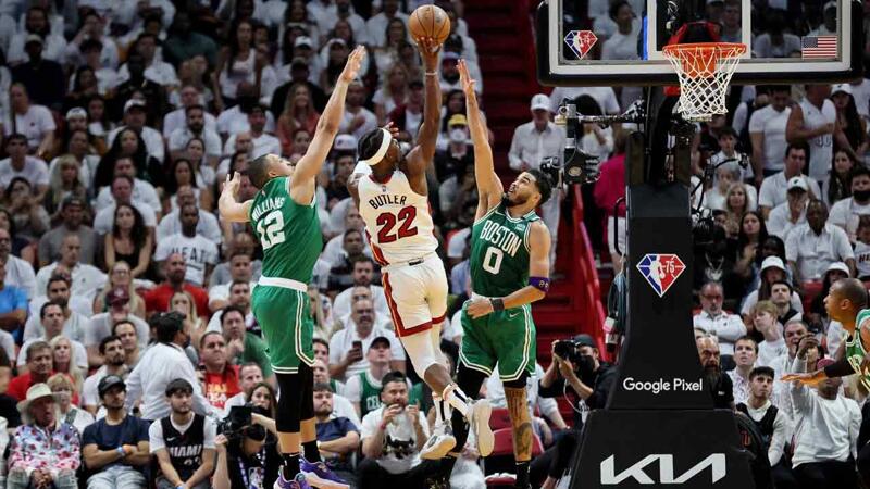 Boston Celtics folgen Golden State in <a href='/de/daten/news/basketball/nba/' class='tag'>NBA</a> Finals