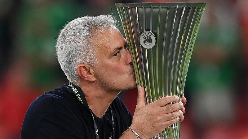 Roma-Coach Jose Mourinho: "The Only Special One"