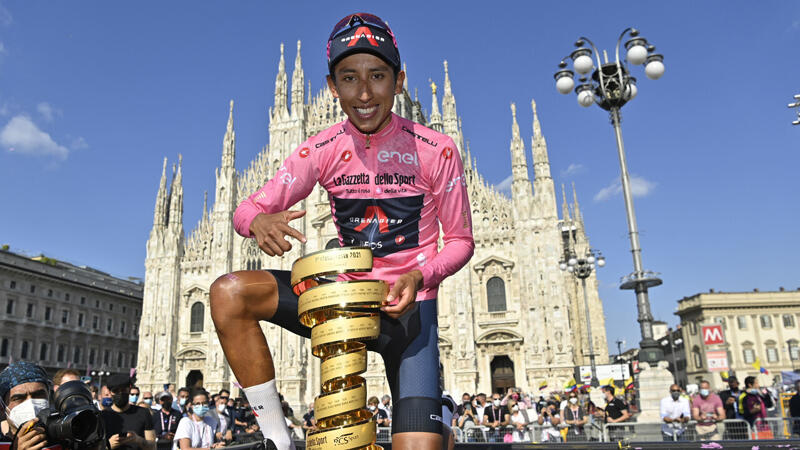 Egan Bernal nach Horrorsturz wieder im Training