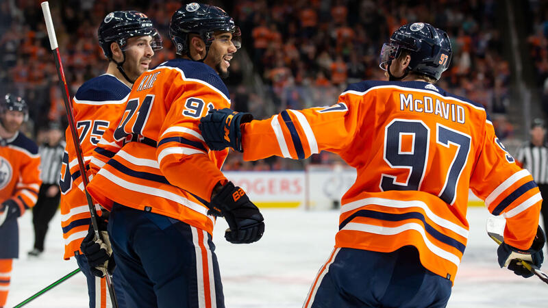 Oilers fixieren Playoffs auch dank Kane-Hattrick