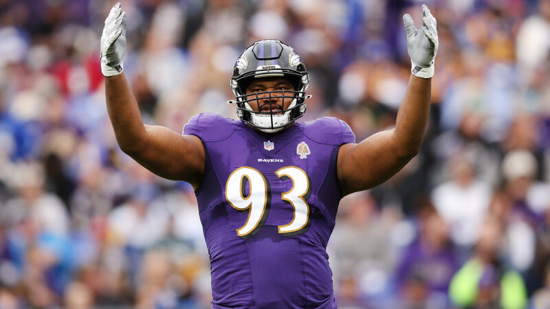 <a href='/de/daten/news/american-football/nfl/' class='tag'>NFL</a>: Baltimore Ravens binden Pro Bowler 