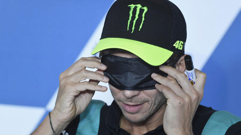 Fauxpas von Valentino Rossi beim Vierrad-Debüt