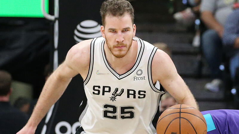 <a href='/de/daten/news/basketball/jakob-poeltl/' class='tag'>Jakob Pöltl</a> bei Spurs-Pleite gegen Phoenix stark