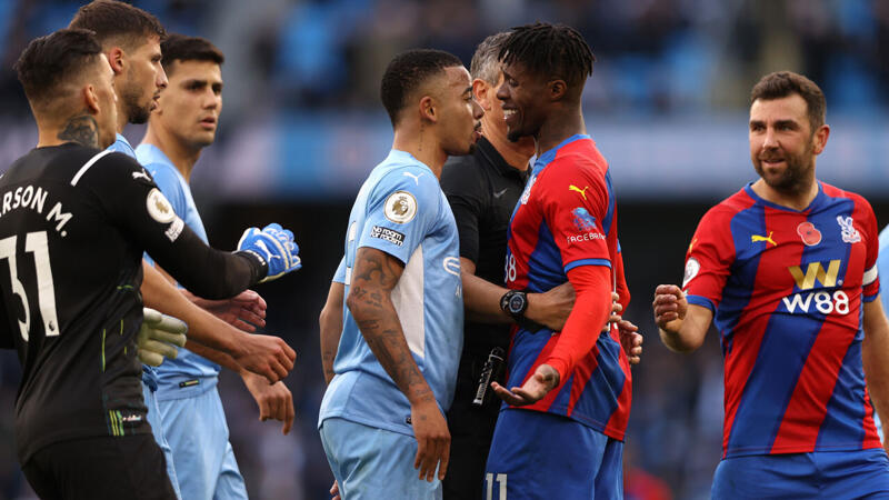 Manchester City verliert, Liverpool nur remis